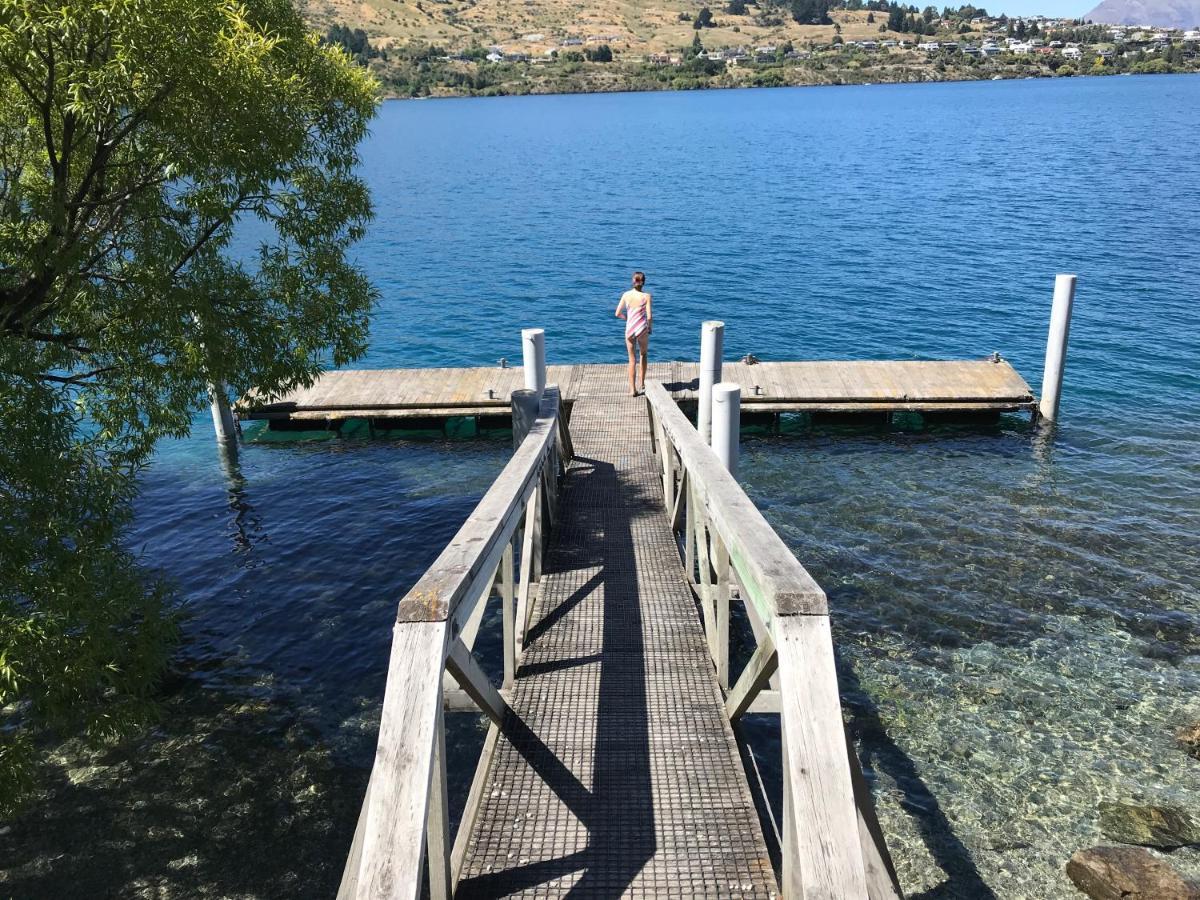 'Lakelife' Lake Front Apartment クイーンズタウン エクステリア 写真